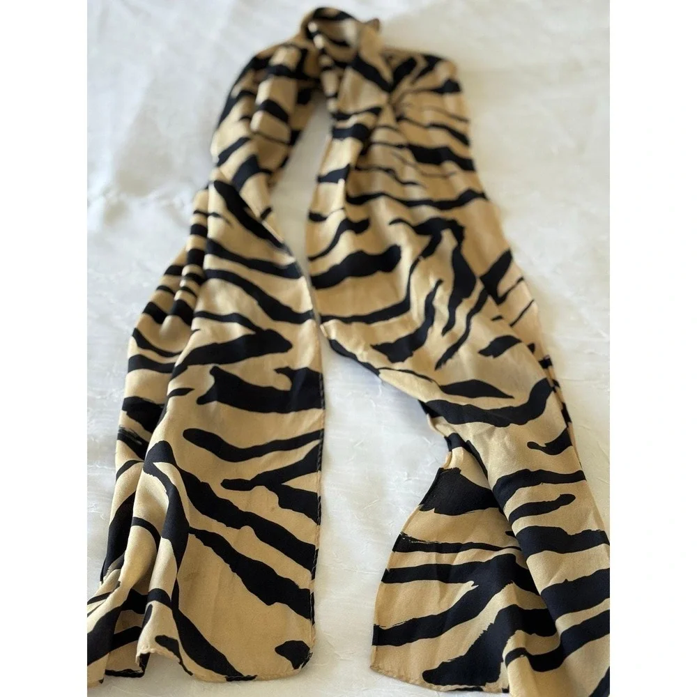 Vintage Echo Animal Print Silky Scarf/Wrap Oblong 11